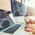 ゲーム業界における「デベロッパー」とは?業務内容などを解説